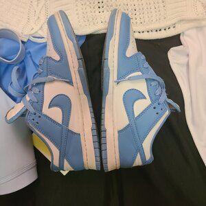 Blue Nike dunks low